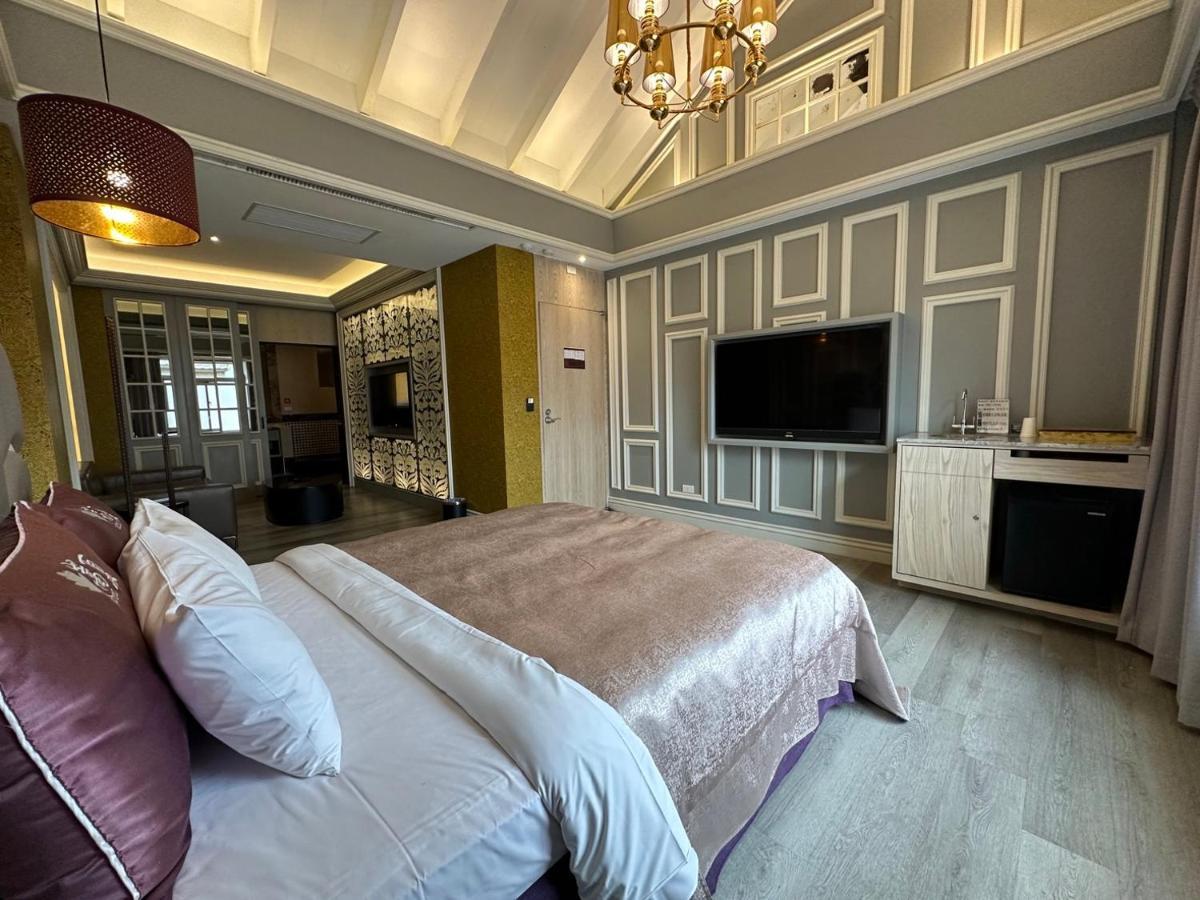 Song Xia Motel Taichung Eksteriør billede