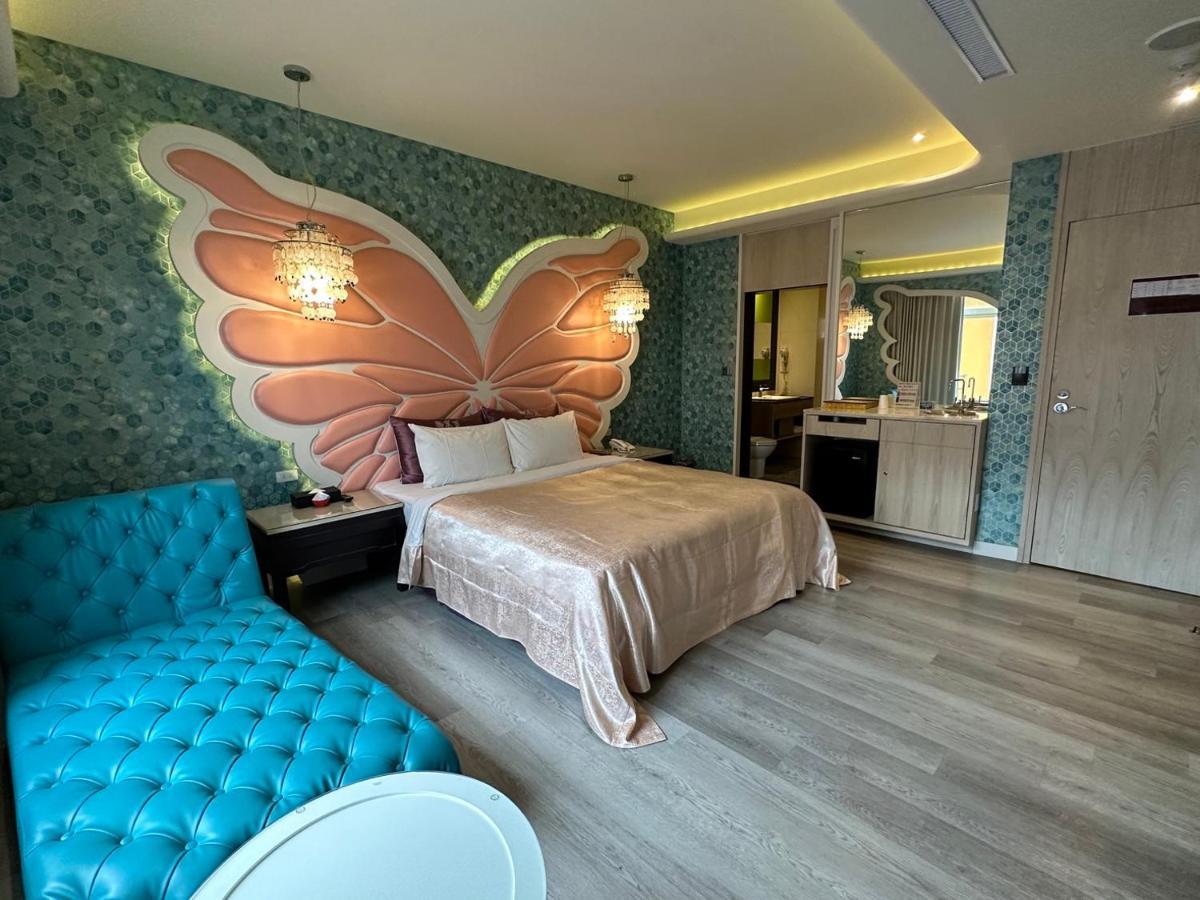 Song Xia Motel Taichung Eksteriør billede