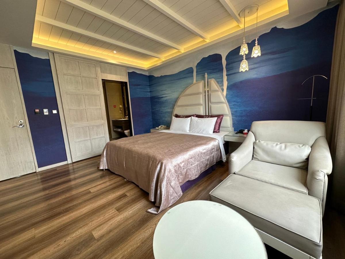 Song Xia Motel Taichung Eksteriør billede