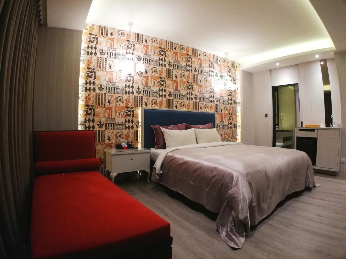 Song Xia Motel Taichung Eksteriør billede