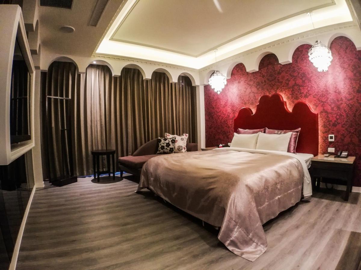 Song Xia Motel Taichung Eksteriør billede