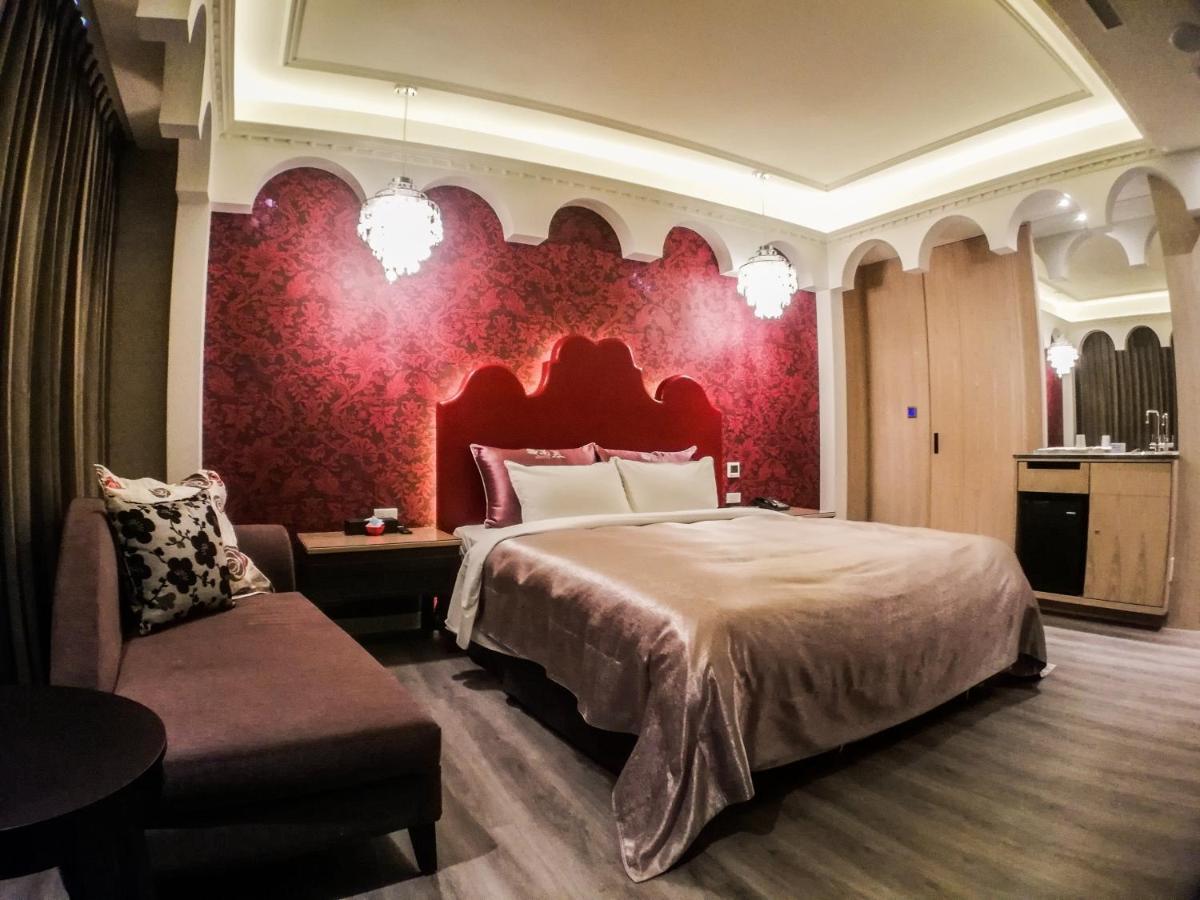 Song Xia Motel Taichung Eksteriør billede
